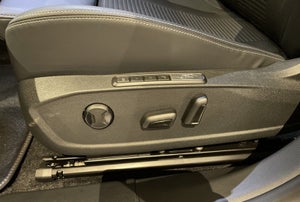 Ford Explorer Select Extended Range