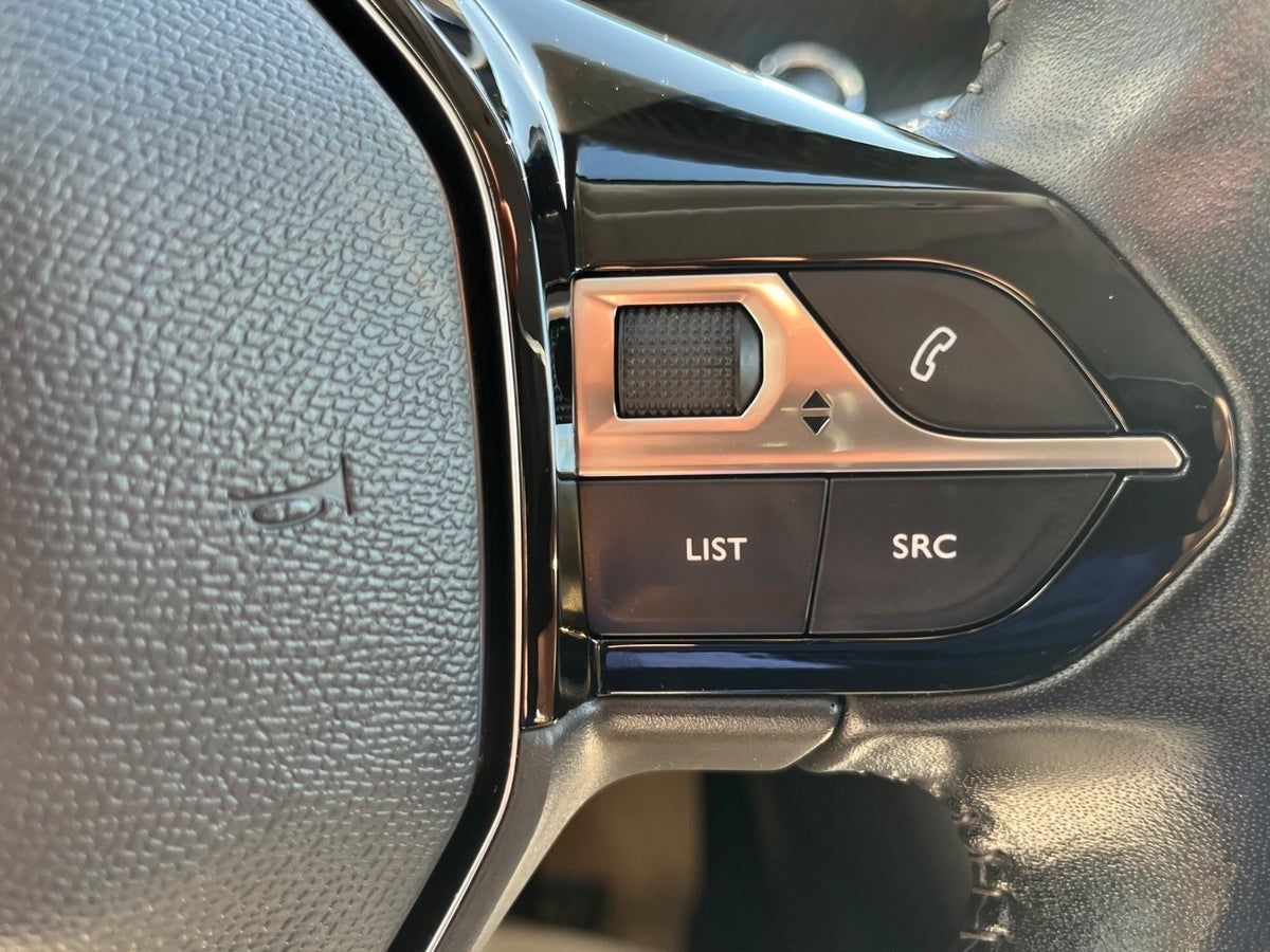 Billede af Peugeot 2008 1,2 PureTech 130 Edition:210+