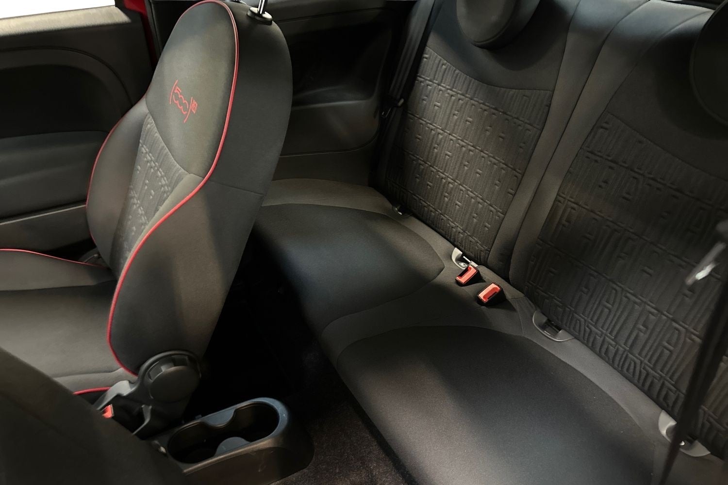 Billede af Fiat 500C 1,0 Hybrid (RED)