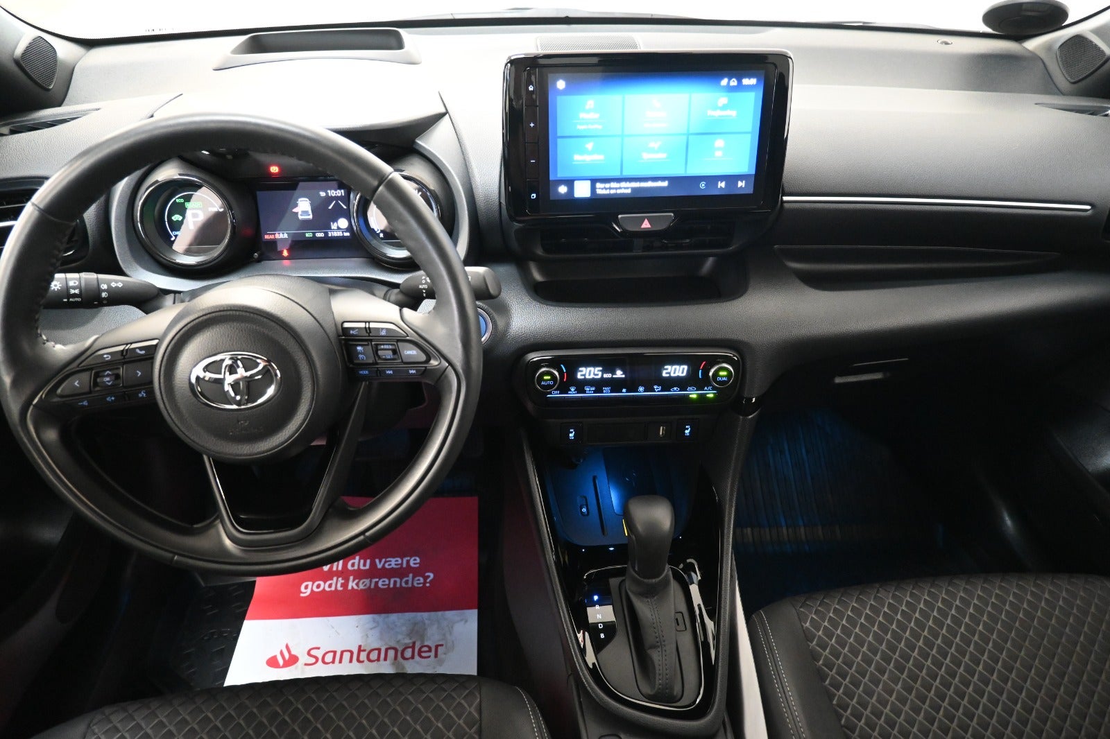 Toyota Yaris Hybrid Style e-CVT