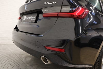 BMW 330e Touring Sport Line aut.