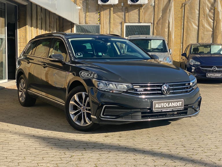 VW Passat GTE Variant DSG