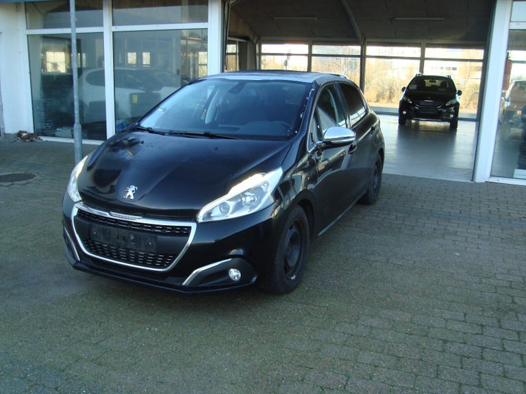 Peugeot 208 VTi Allure Sky