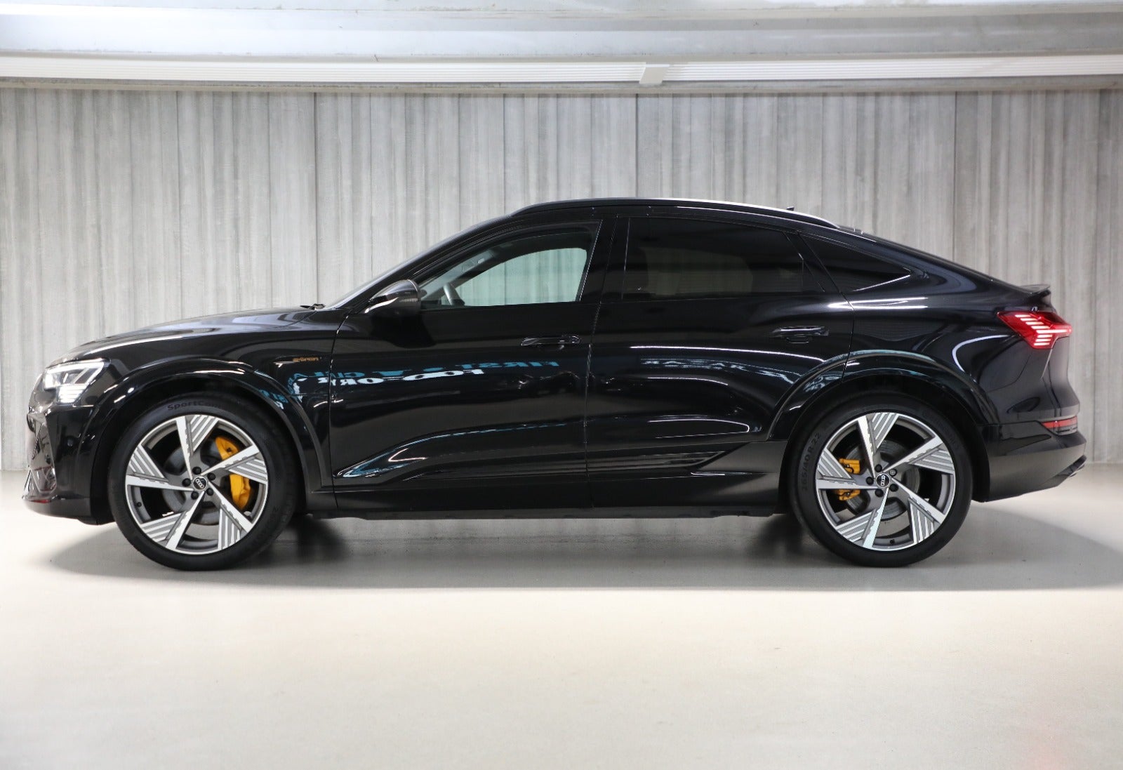 Audi e-tron 55 Black Edition S-line Sportback quattro