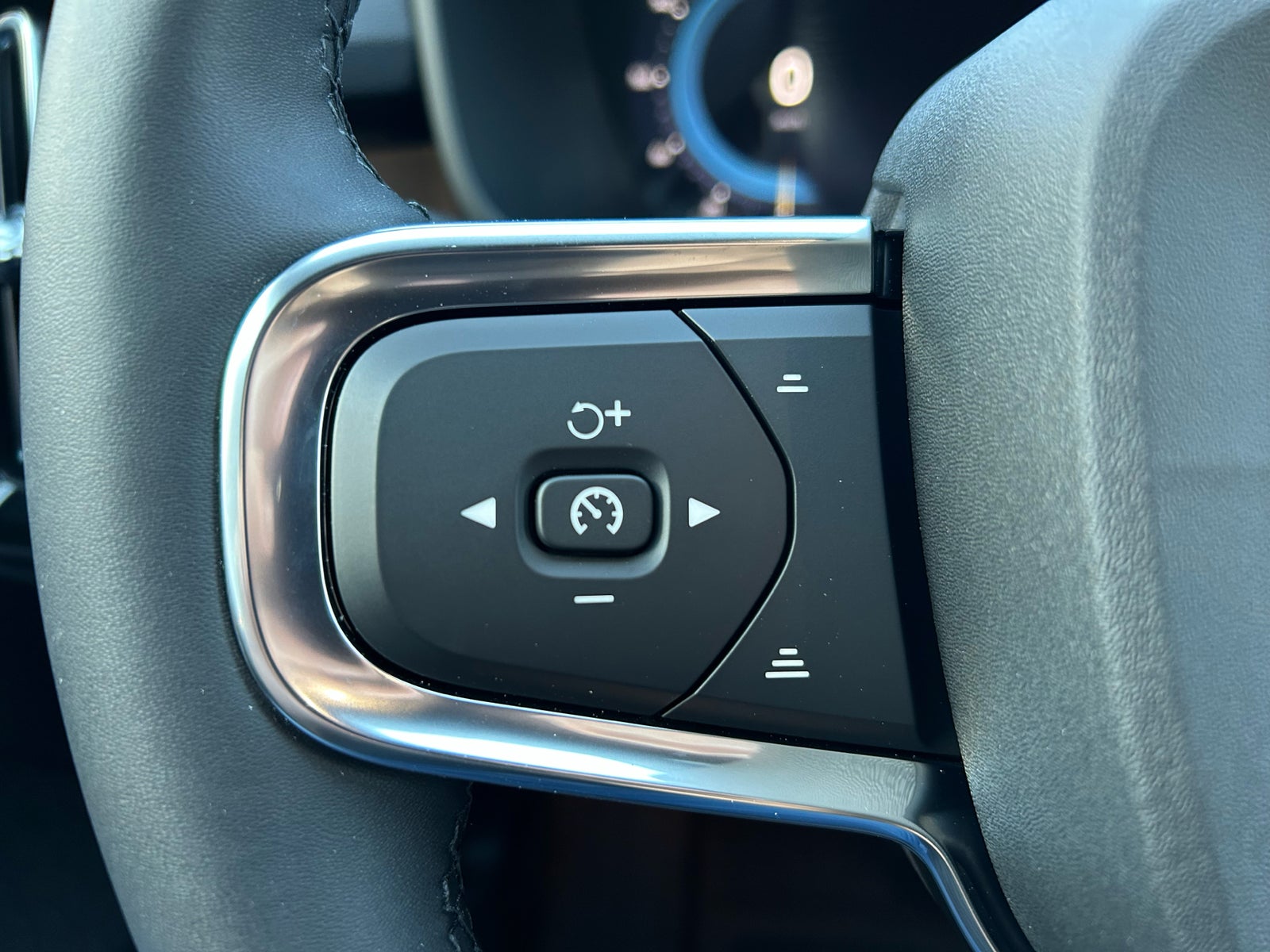 Volvo XC40 ReCharge Plus