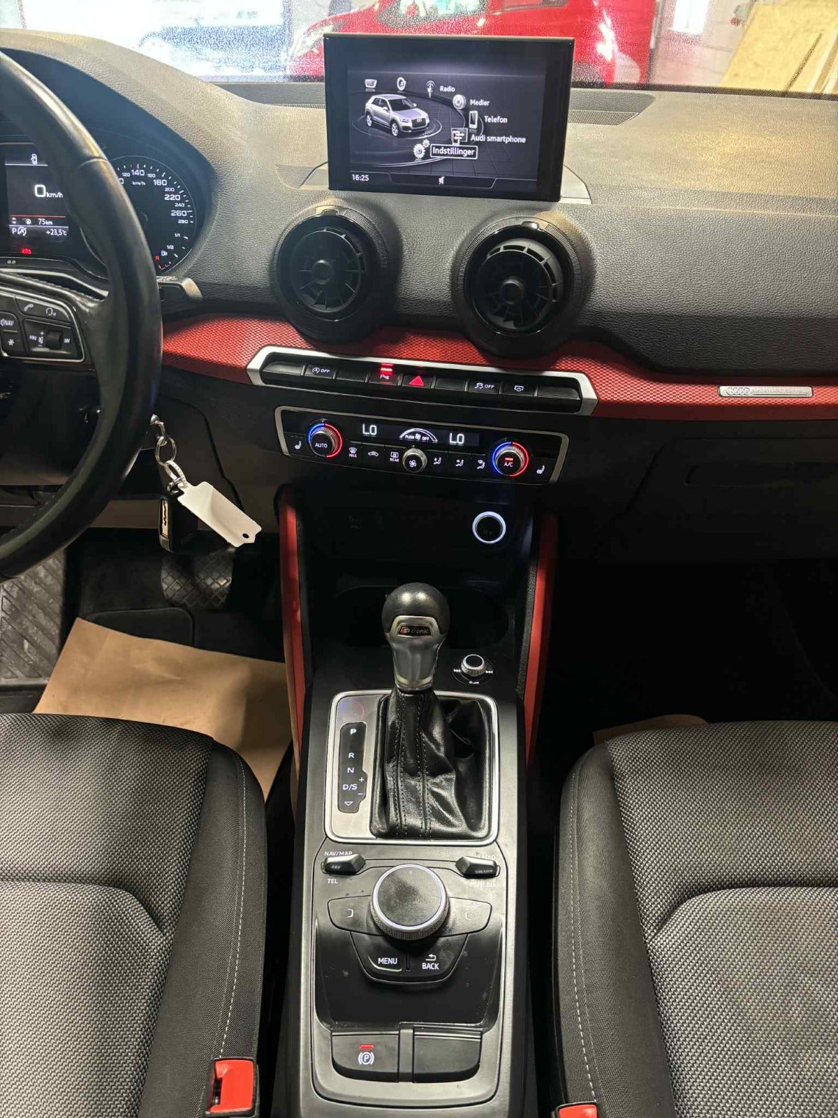 Billede af Audi Q2 1,4 TFSi 150 S-tr.