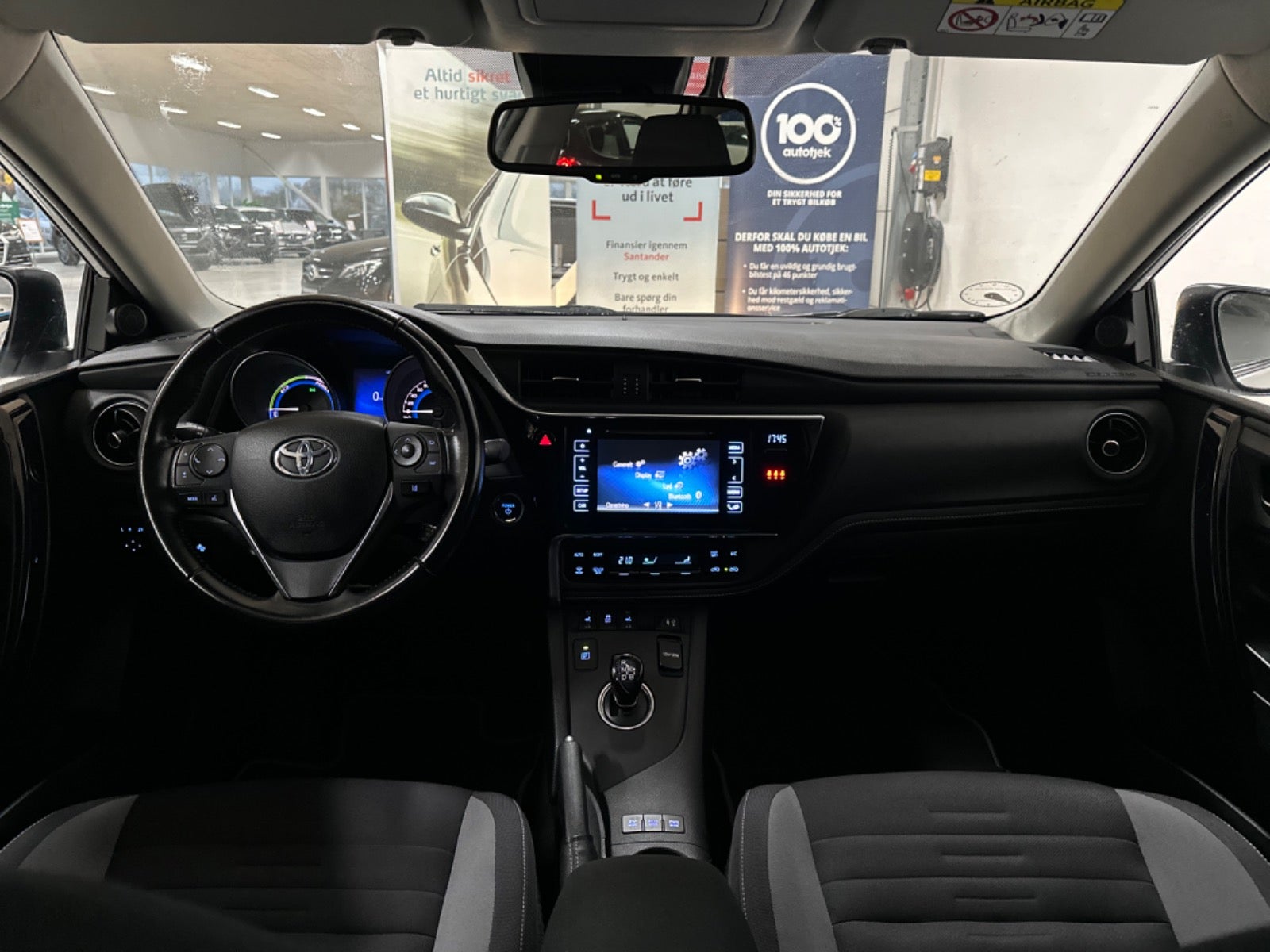 Toyota Auris 2017