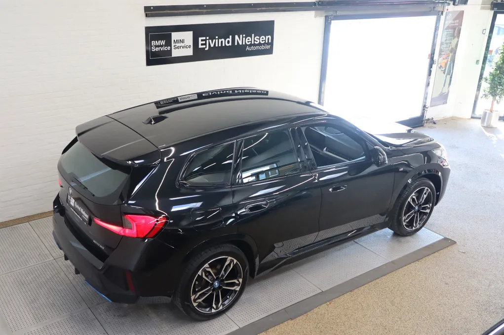 BMW iX1 xDrive30 M-Sport