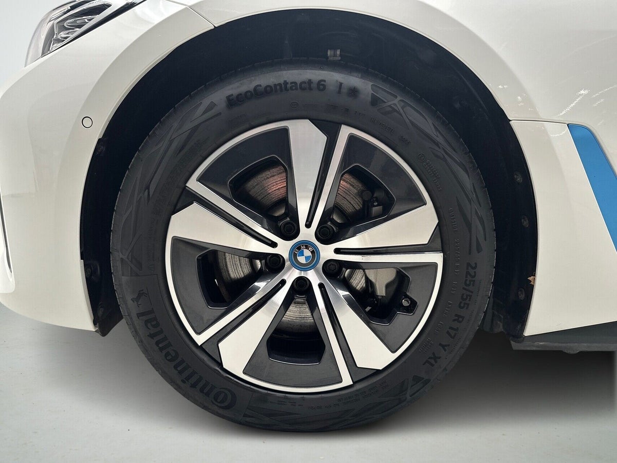 BMW i4 eDrive40 billede 8