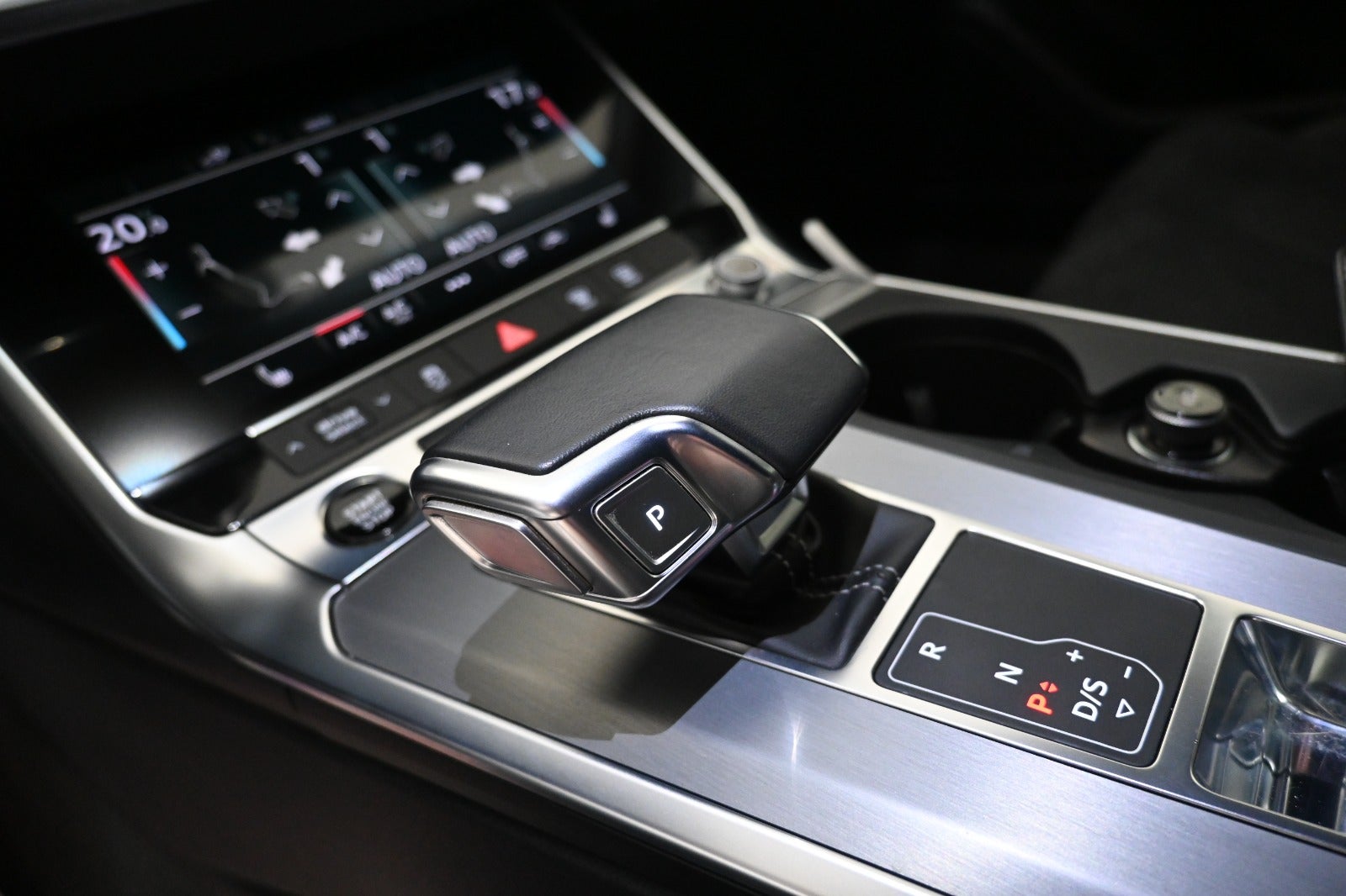Audi A6 TFSi e S-line Avant quattro S-tr.