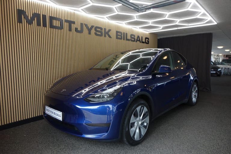 Tesla Model Y Long Range AWD