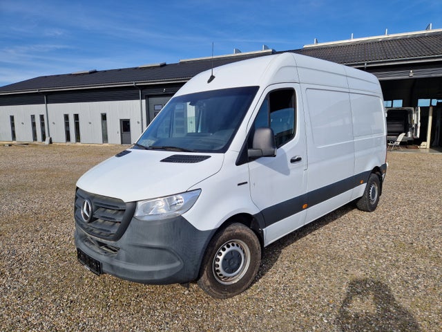 Mercedes eSprinter 312  A2 Kassevogn 3p
