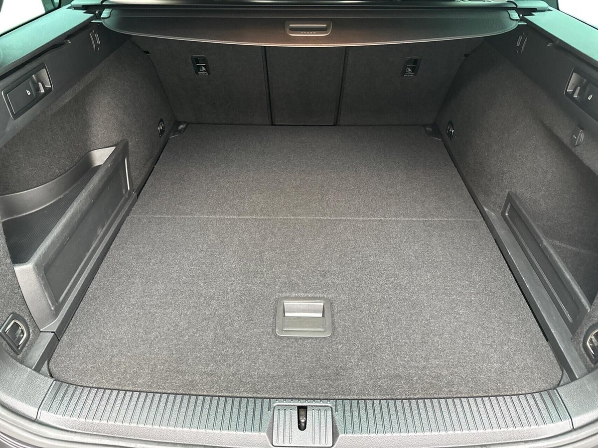 VW Passat GTE High Variant DSG billede 13