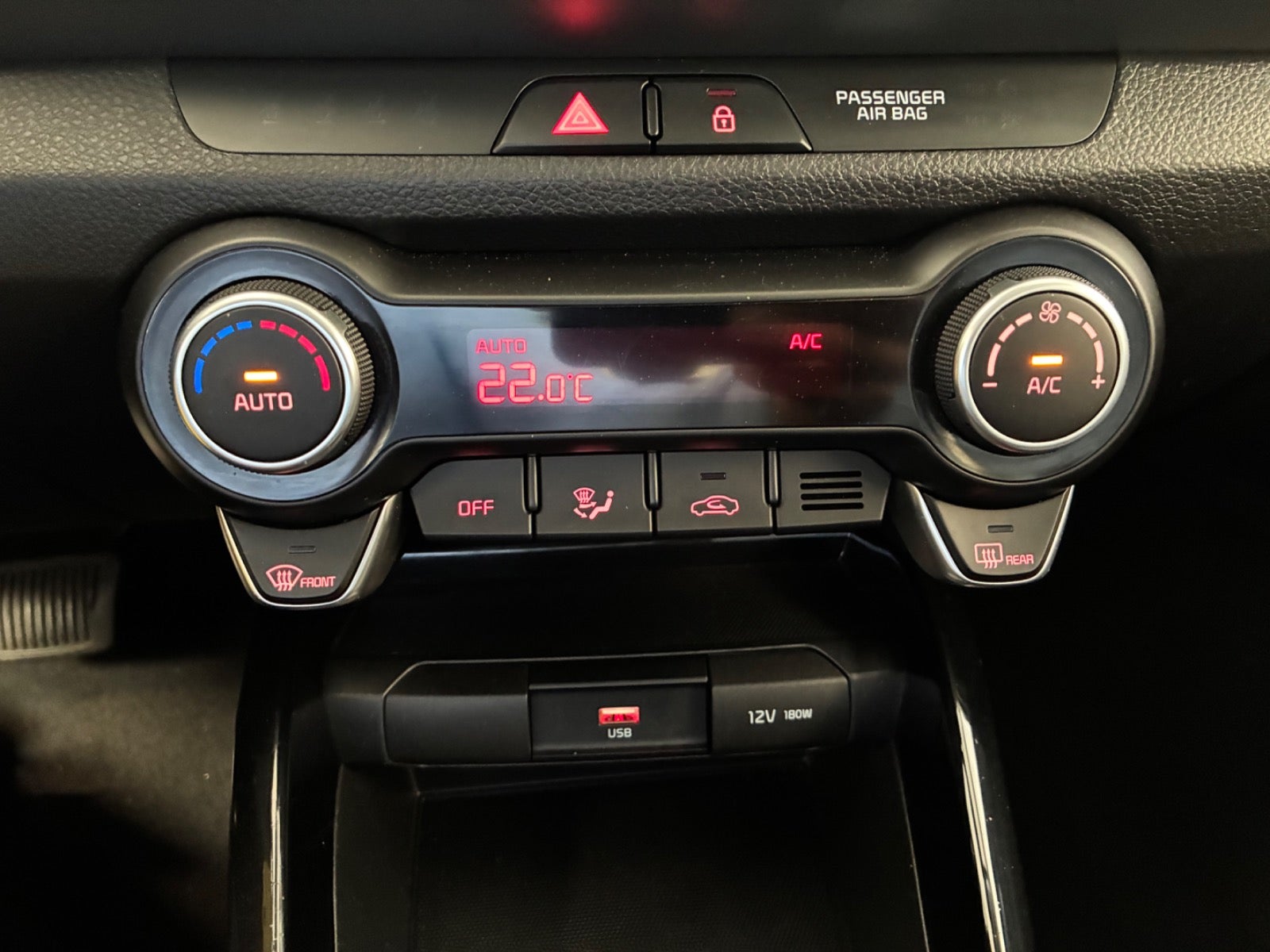 Kia Stonic T-GDi mHEV Prestige Upgrade DCT