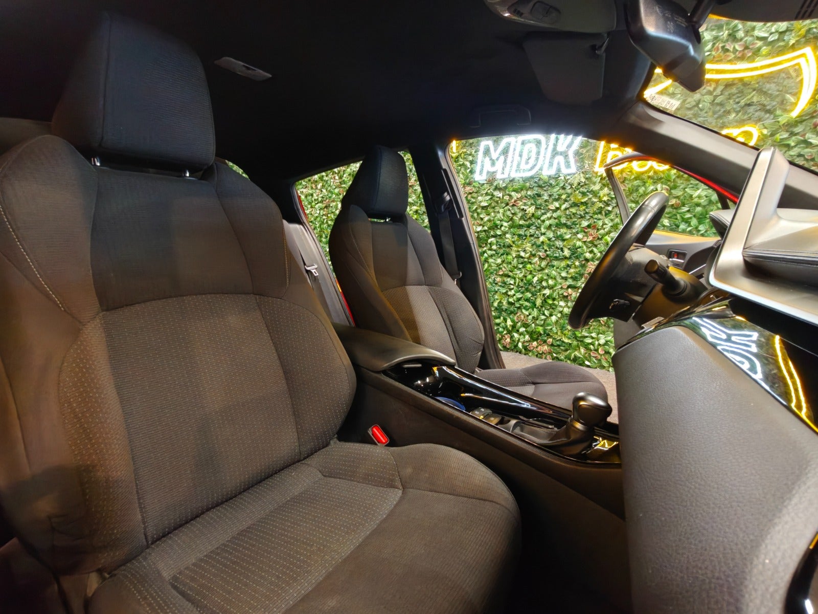 Billede af Toyota C-HR 1,8 Hybrid C-LUB CVT