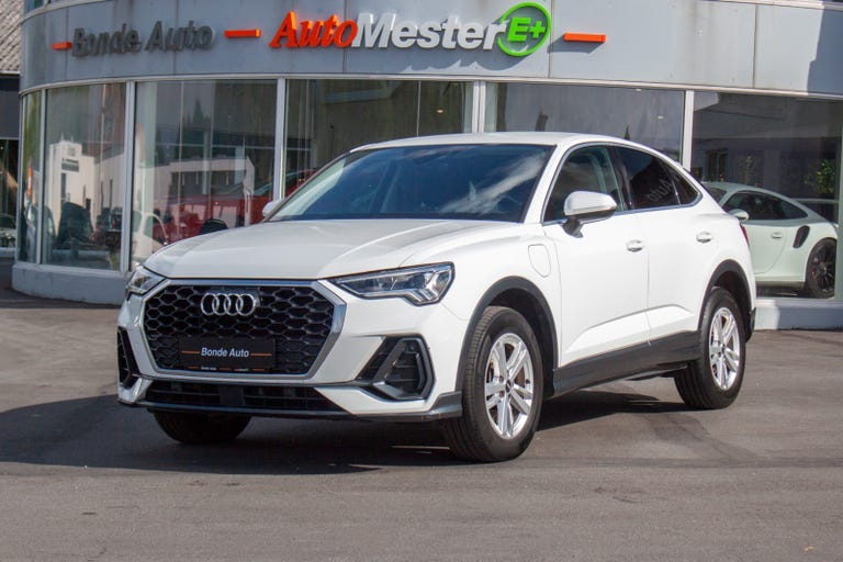 Audi Q3 TFSi e Attitude plus S-tr.
