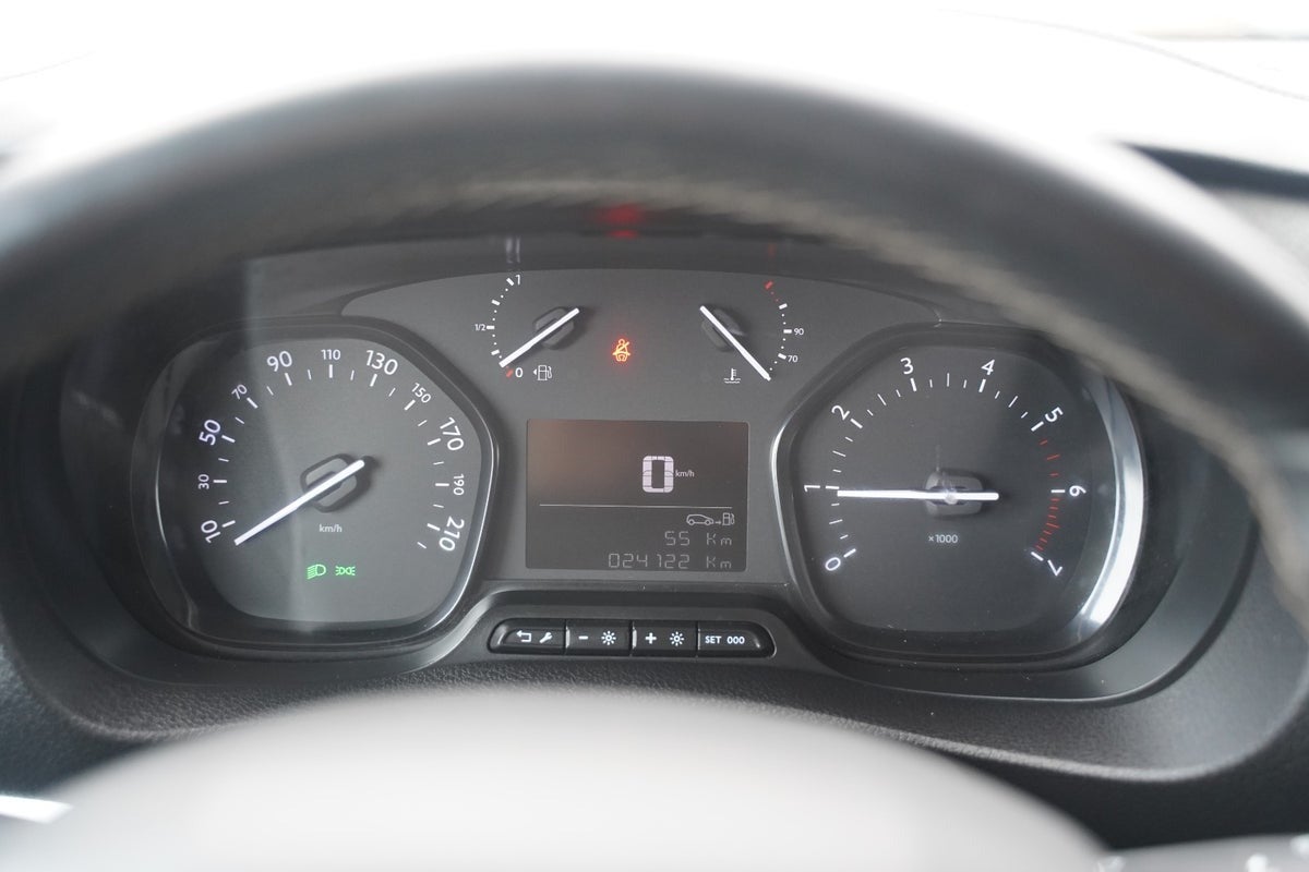 Billede af Peugeot Expert 2,0 BlueHDi 144 L3 Plus Van