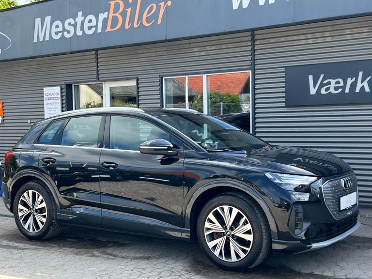 Audi Q4 e-tron Advanced