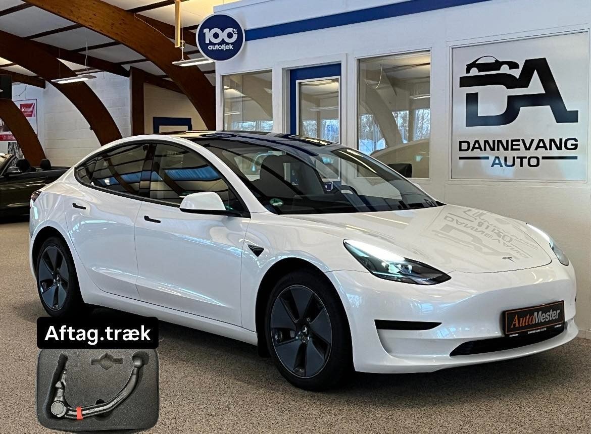 Tesla Model 3 2022