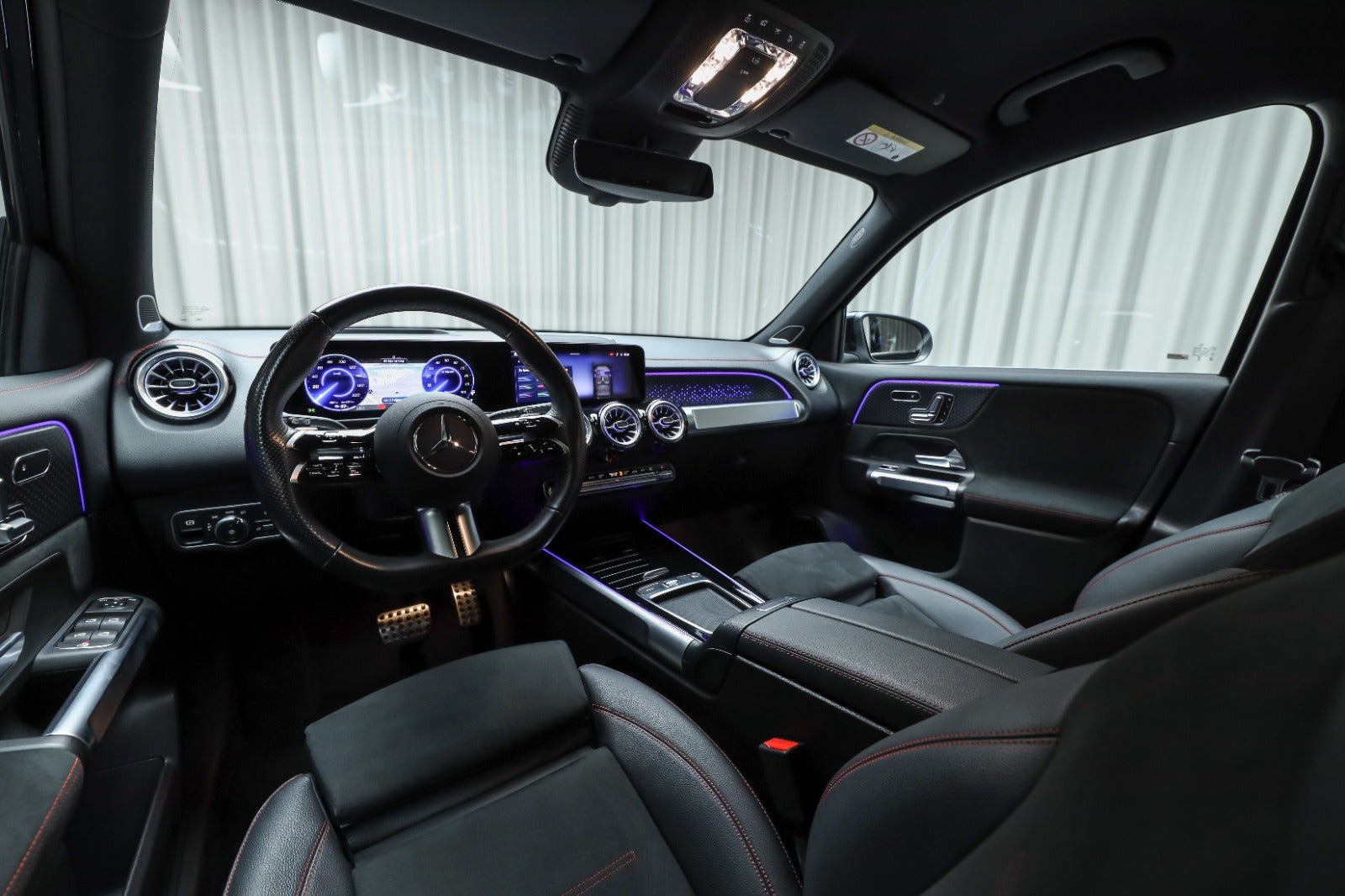 Mercedes-Benz EQB 250+ (4/8)