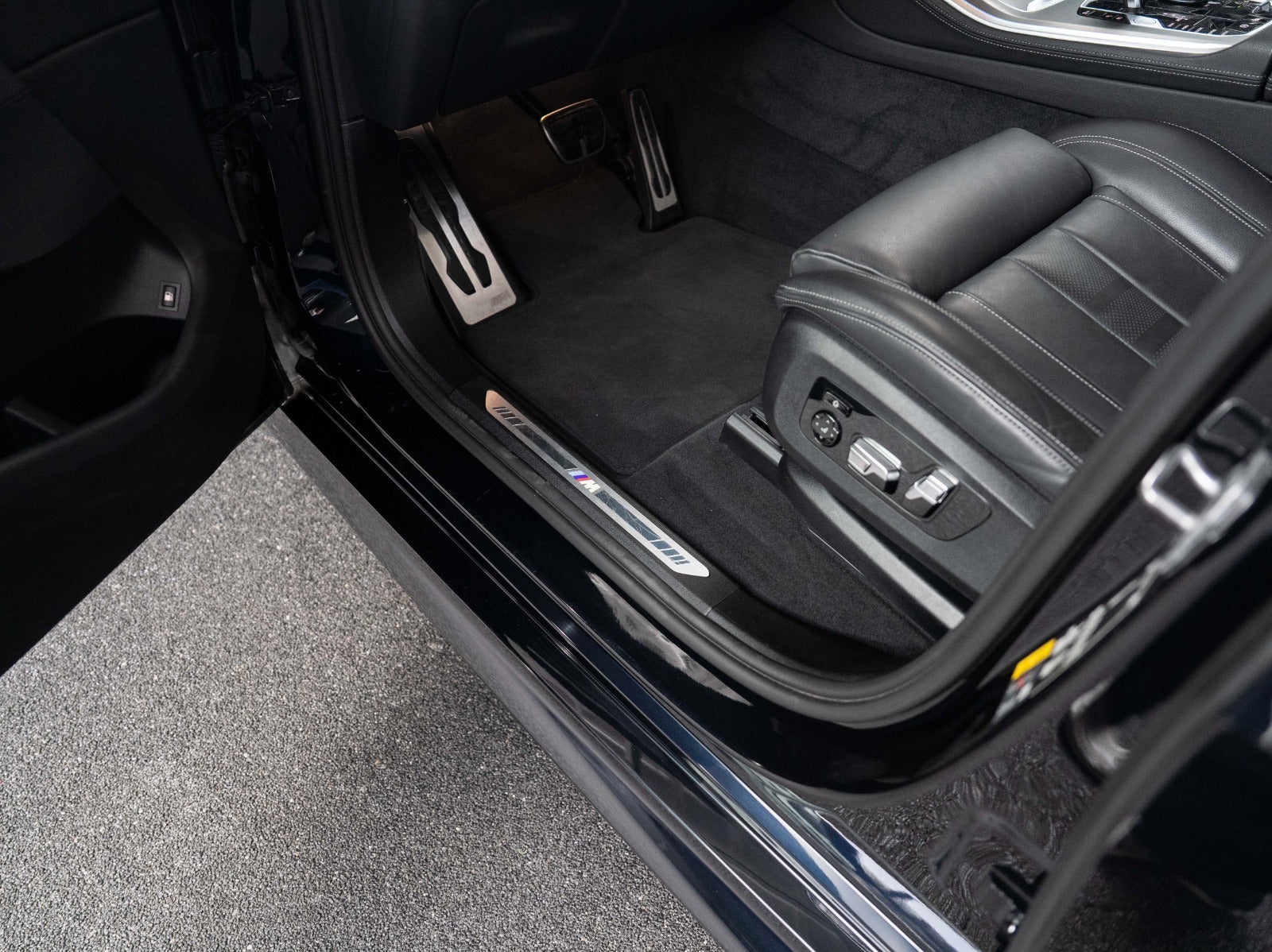 Gallery image 9 of 11