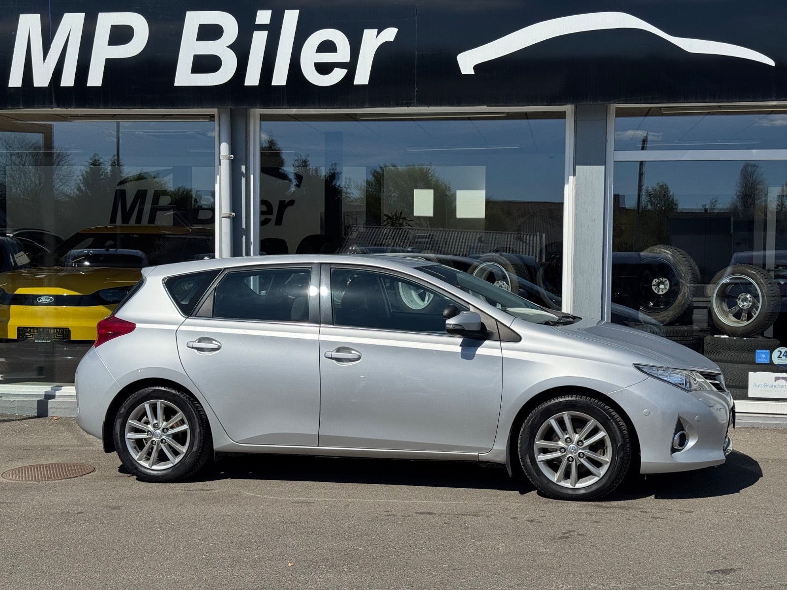 Billede af Toyota Auris 2,0 D-4D T2