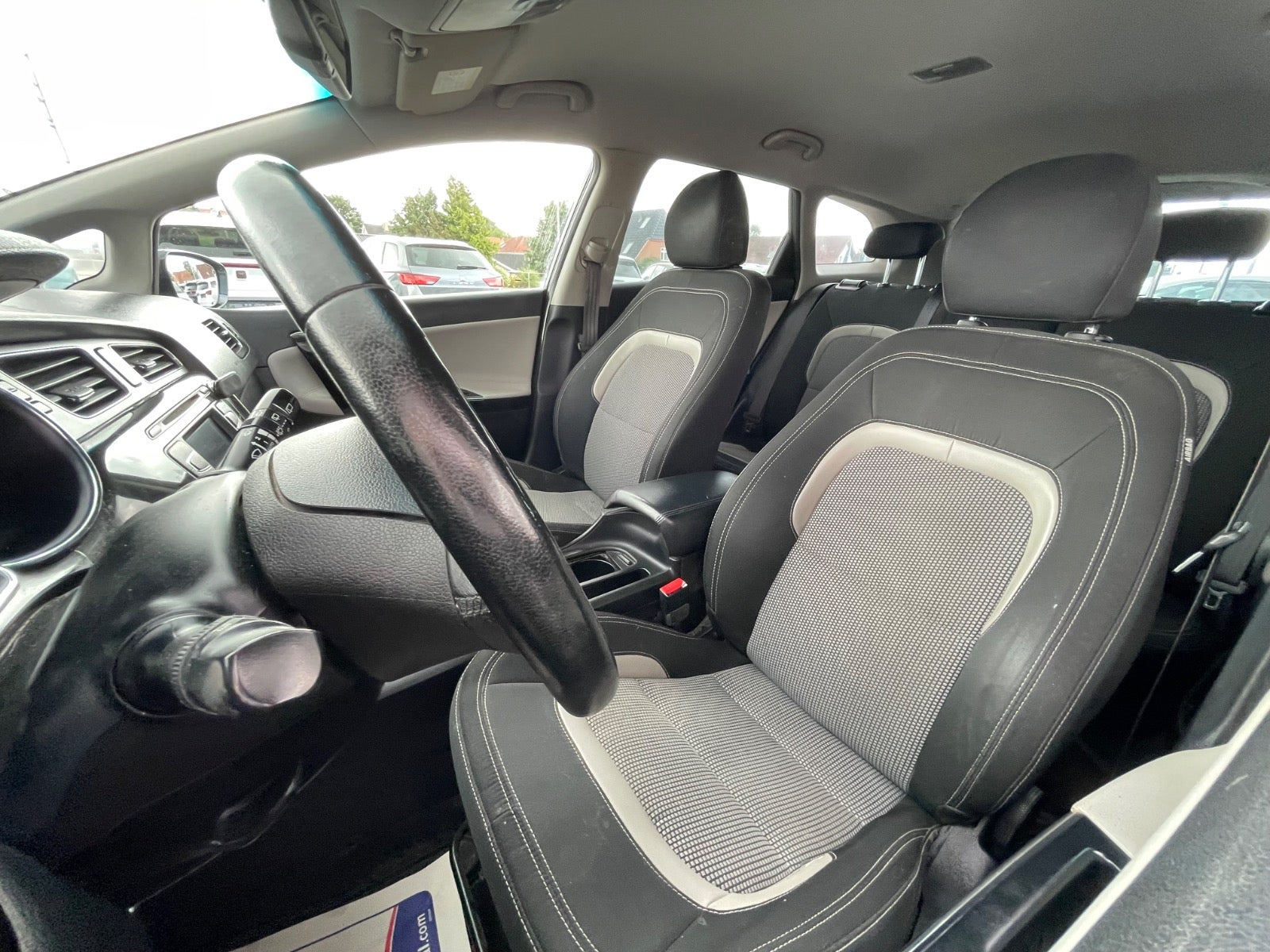 Billede af Kia Ceed 1,6 CRDi 128 Premium SW