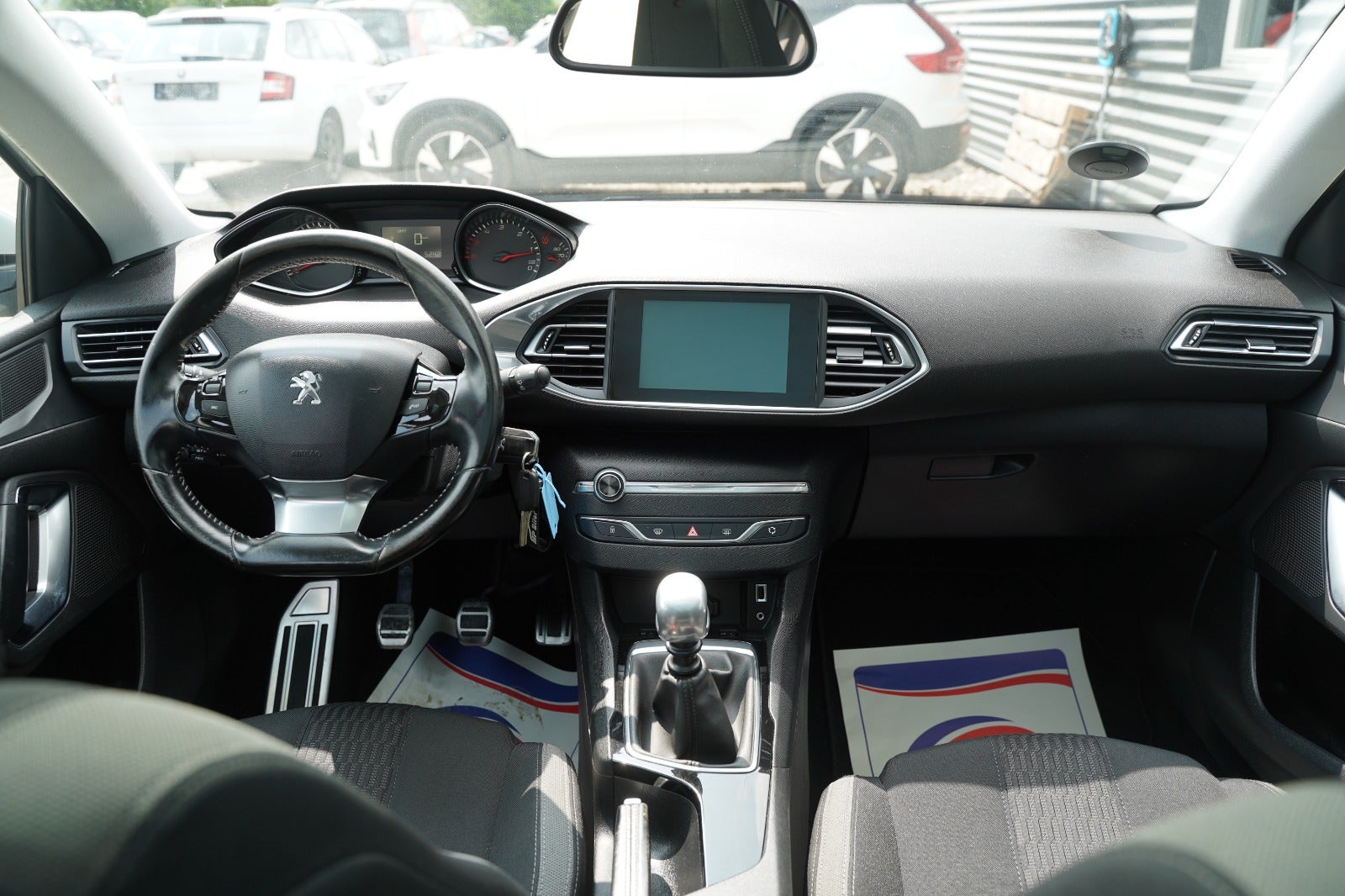 Billede af Peugeot 308 1,6 BlueHDi 120 Style Sky SW