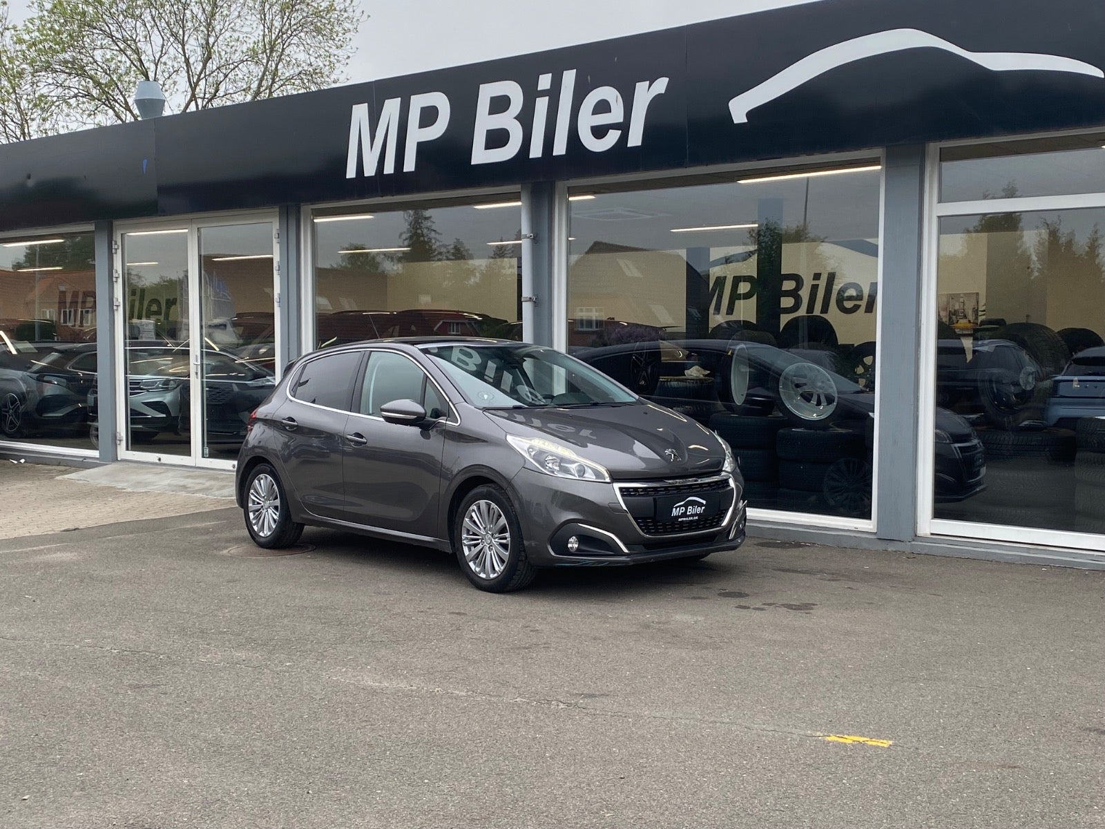 Billede af Peugeot 208 1,5 BlueHDi 100 Prestige Sky