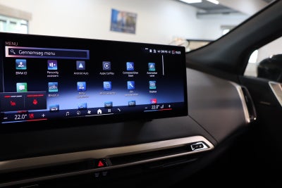 BMW iX xDrive40 Fully Charged