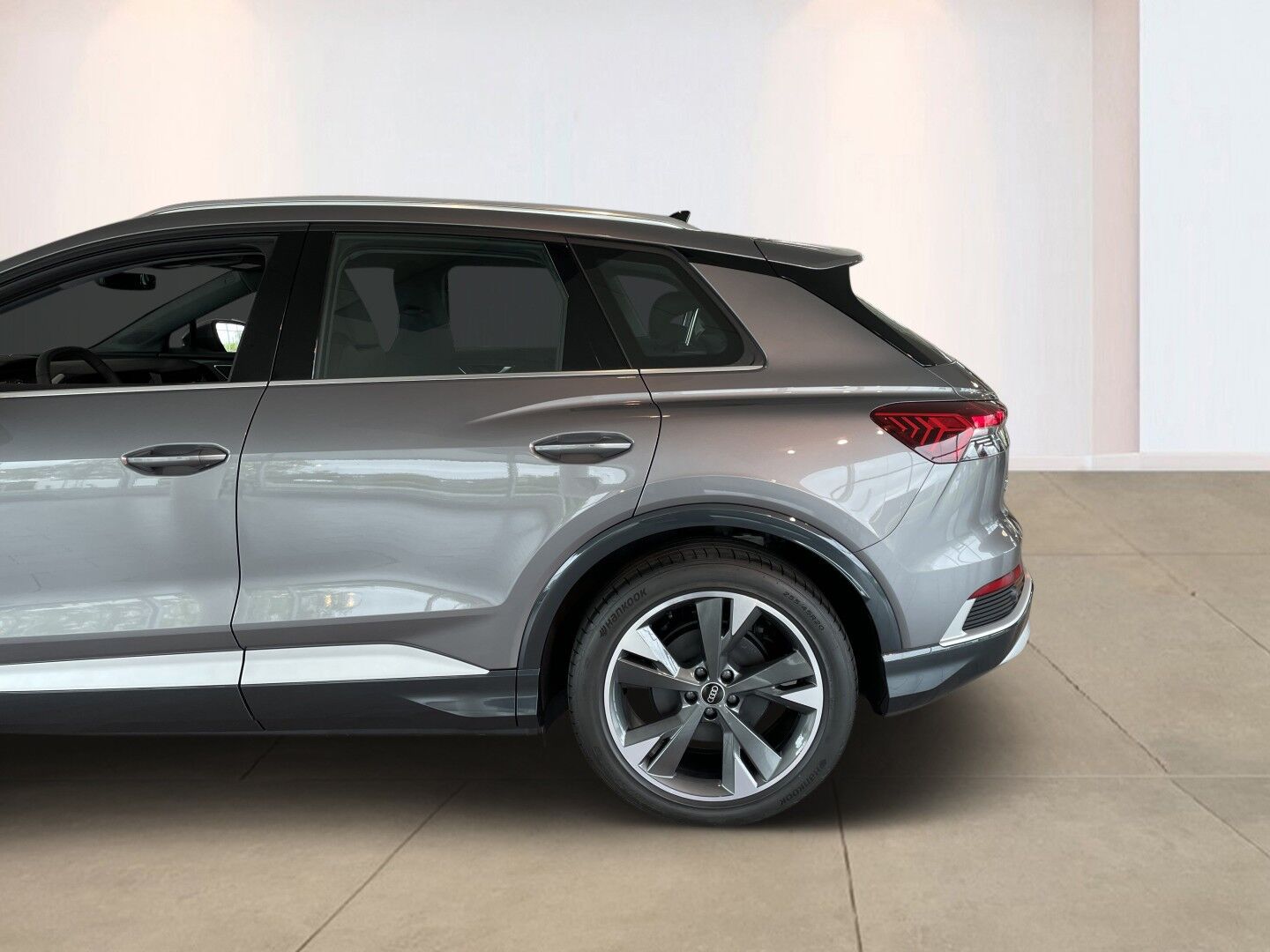 Audi Q4 e-tron S-line