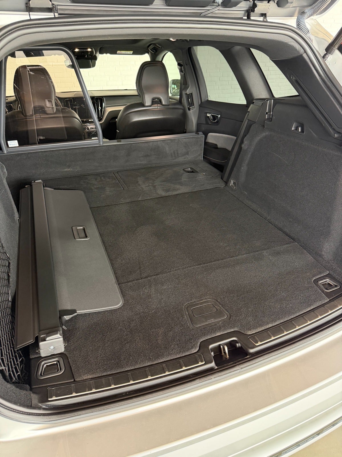 Billede af Volvo XC60 2,0 T8 ReCharge R-Design aut. AWD Van