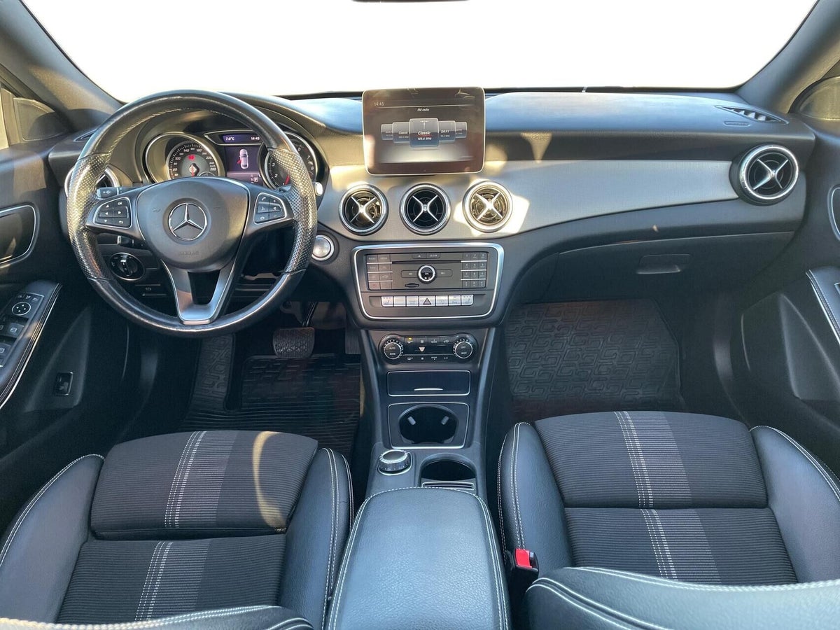 Mercedes CLA200 Coupé aut. billede 4