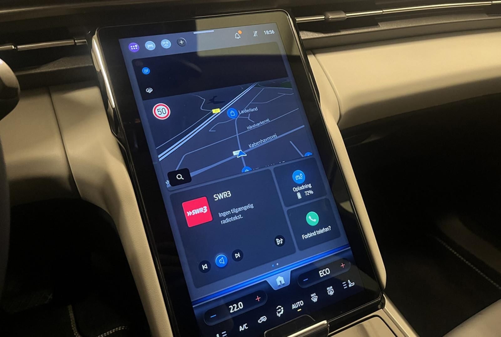 Ford Explorer Select Extended Range