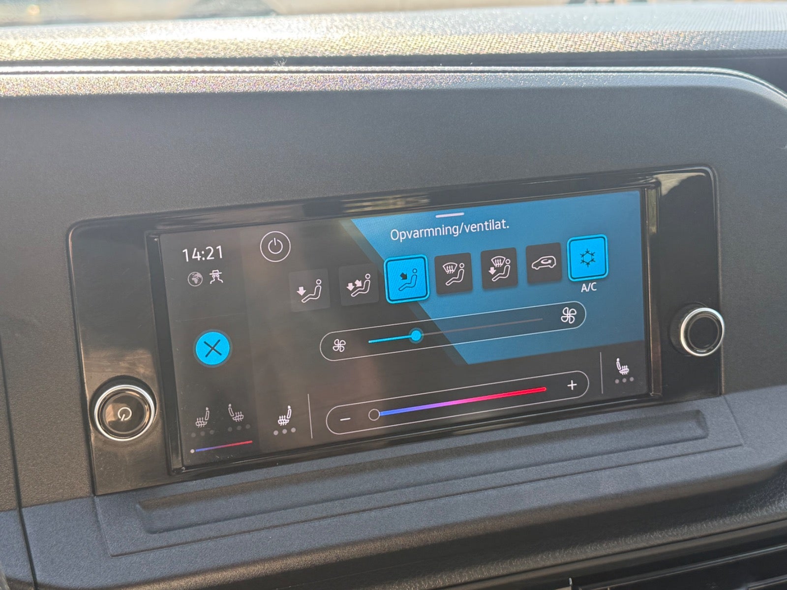 VW Caddy TSi 114 Family DSG