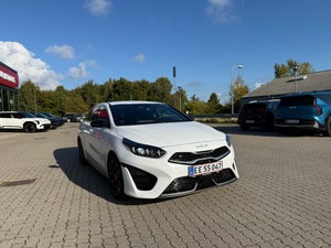 Kia ProCeed T-GDi GT-Line DCT
