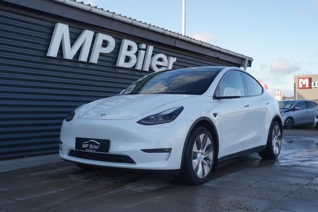 Tesla Model Y  Long Range AWD