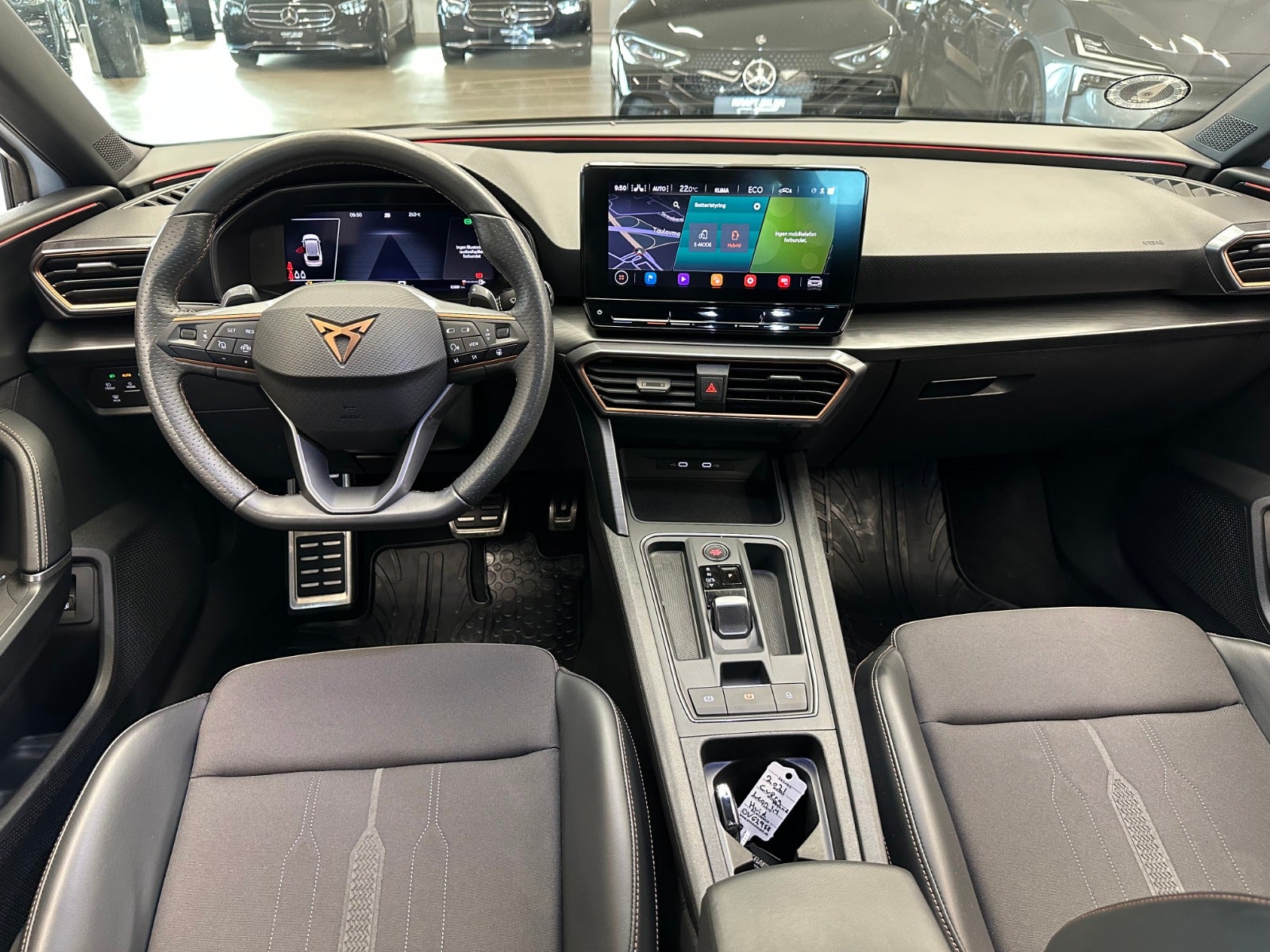 Billede af Cupra Leon 1,4 eHybrid Sportstourer DSG