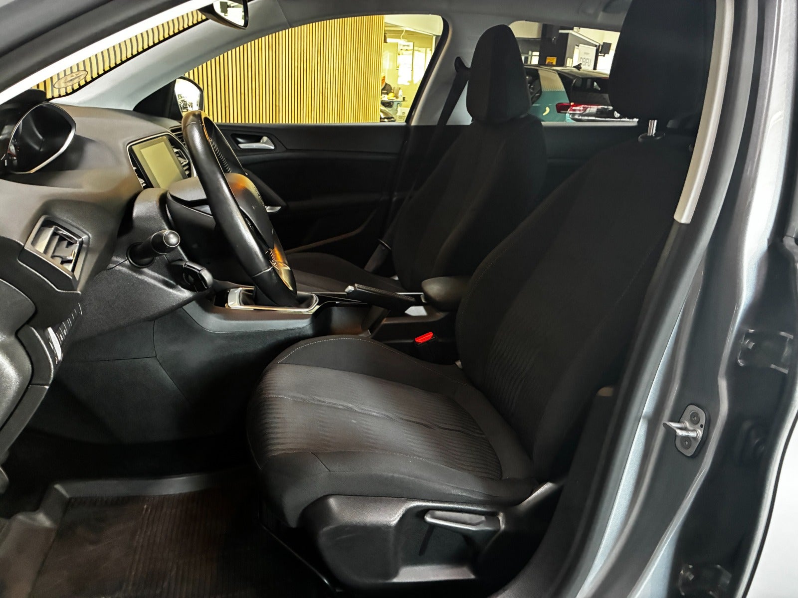 Billede af Peugeot 308 1,6 BlueHDi 120 Active SW