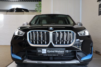 BMW iX1 xDrive30 X-Line