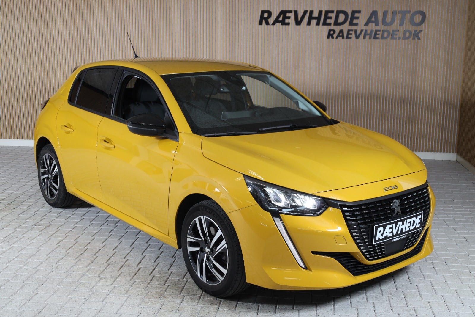 Peugeot 208 PureTech 100 Allure 2023