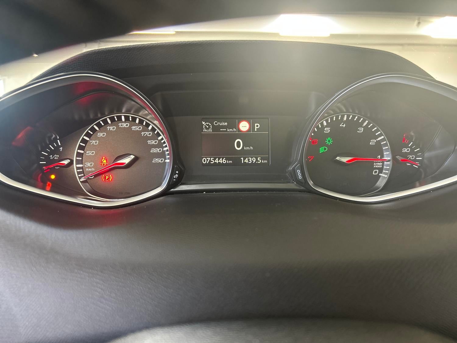 Billede af Peugeot 308 1,2 PureTech 130 Allure SW EAT8