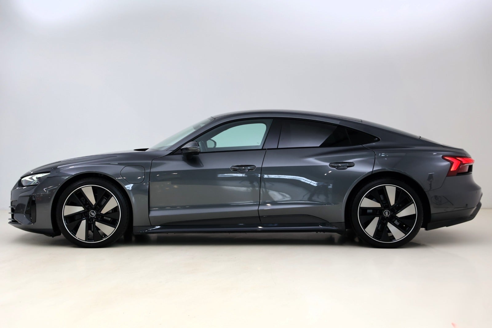 Audi e-tron GT quattro