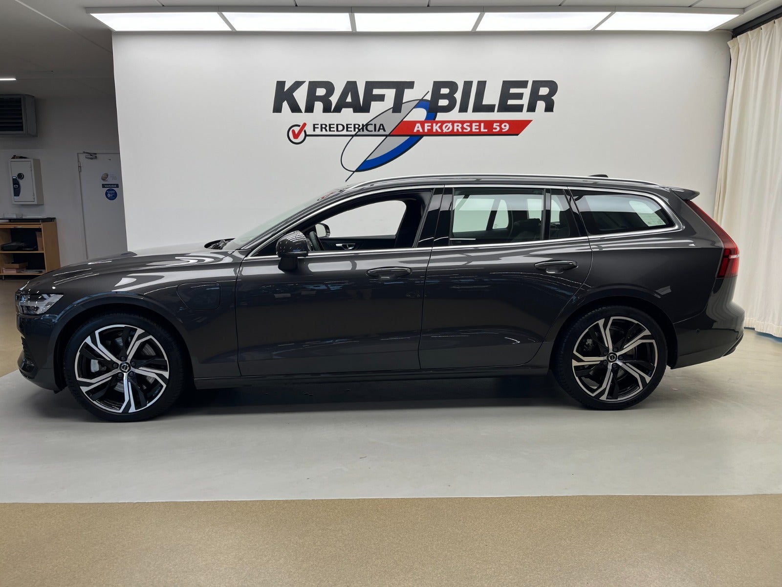 Billede af Volvo V60 2,0 T6 ReCharge Ultimate Bright aut. AWD