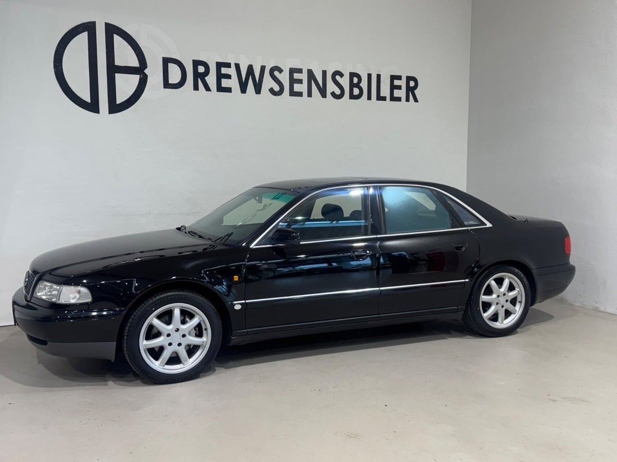 Audi A8 quattro aut. A