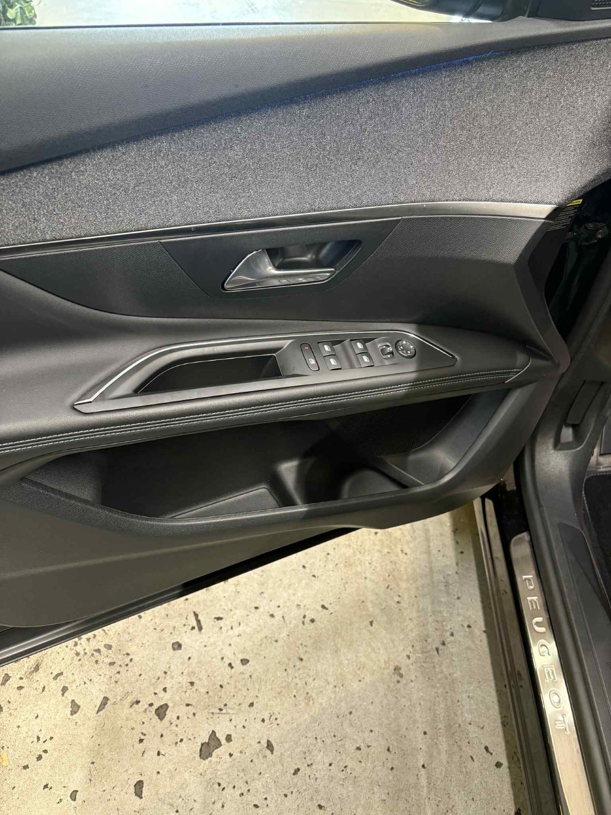 Billede af Peugeot 3008 1,6 Hybrid Allure Pack EAT8