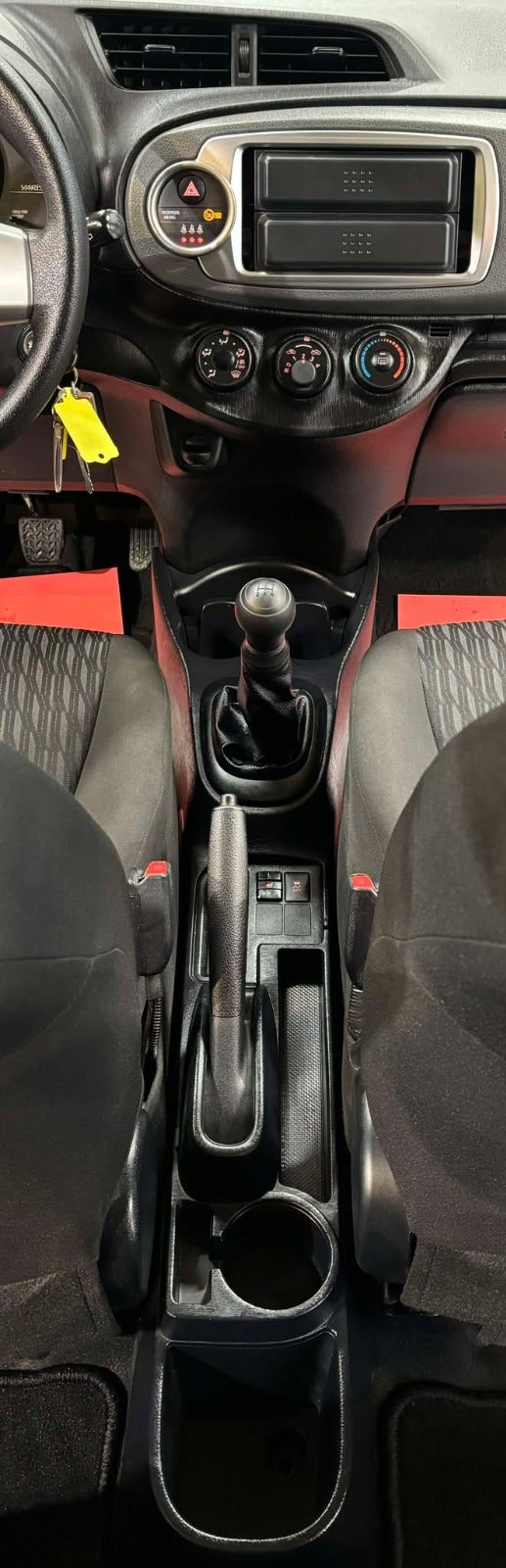 Billede af Toyota Yaris 1,0 VVT-i T2 Touch
