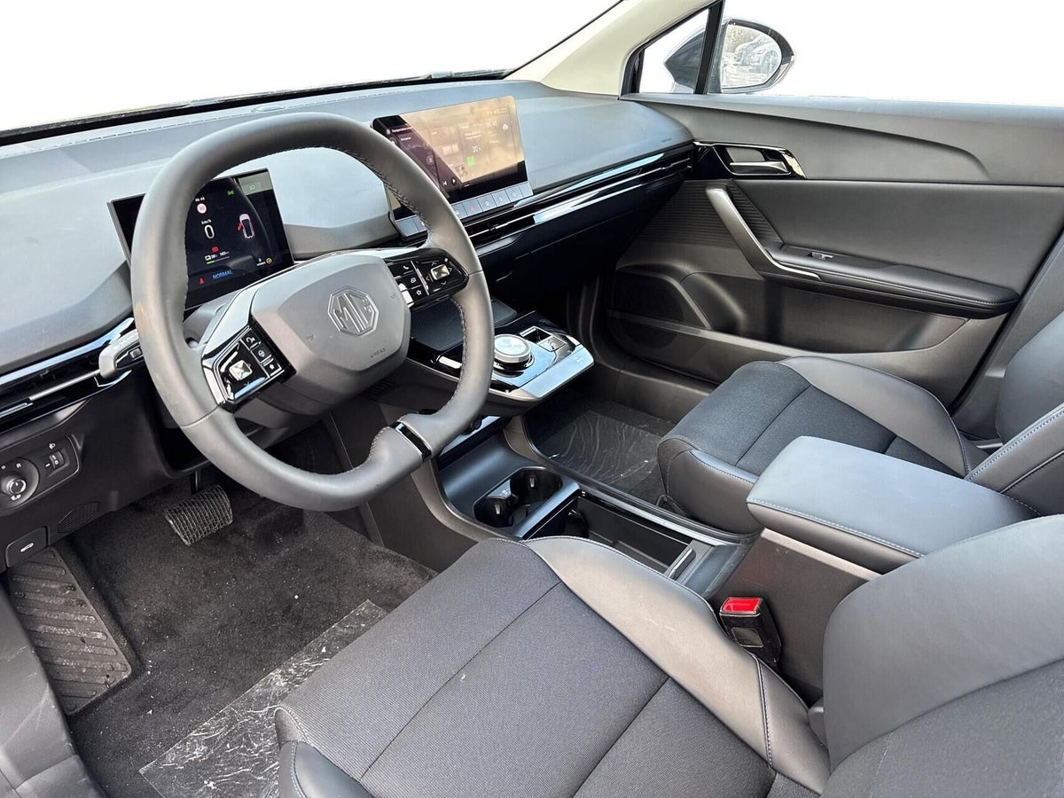 MG 4 Luxury billede 3