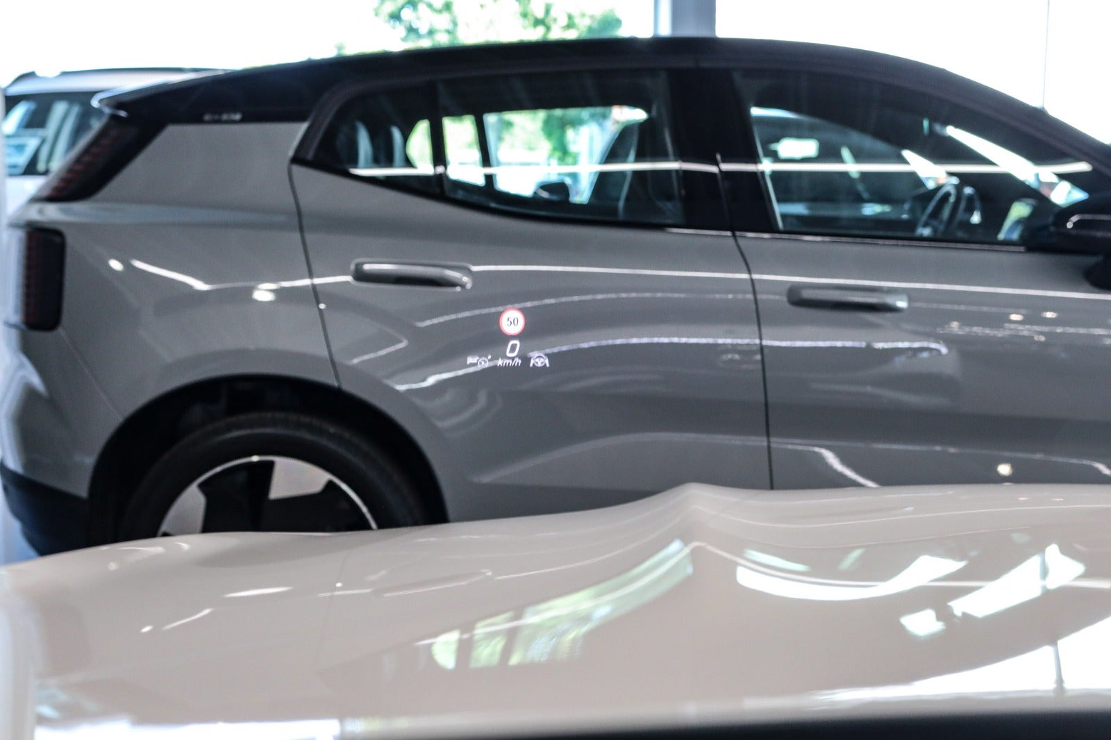 Billede af Mercedes EQB300  AMG Premium 4Matic