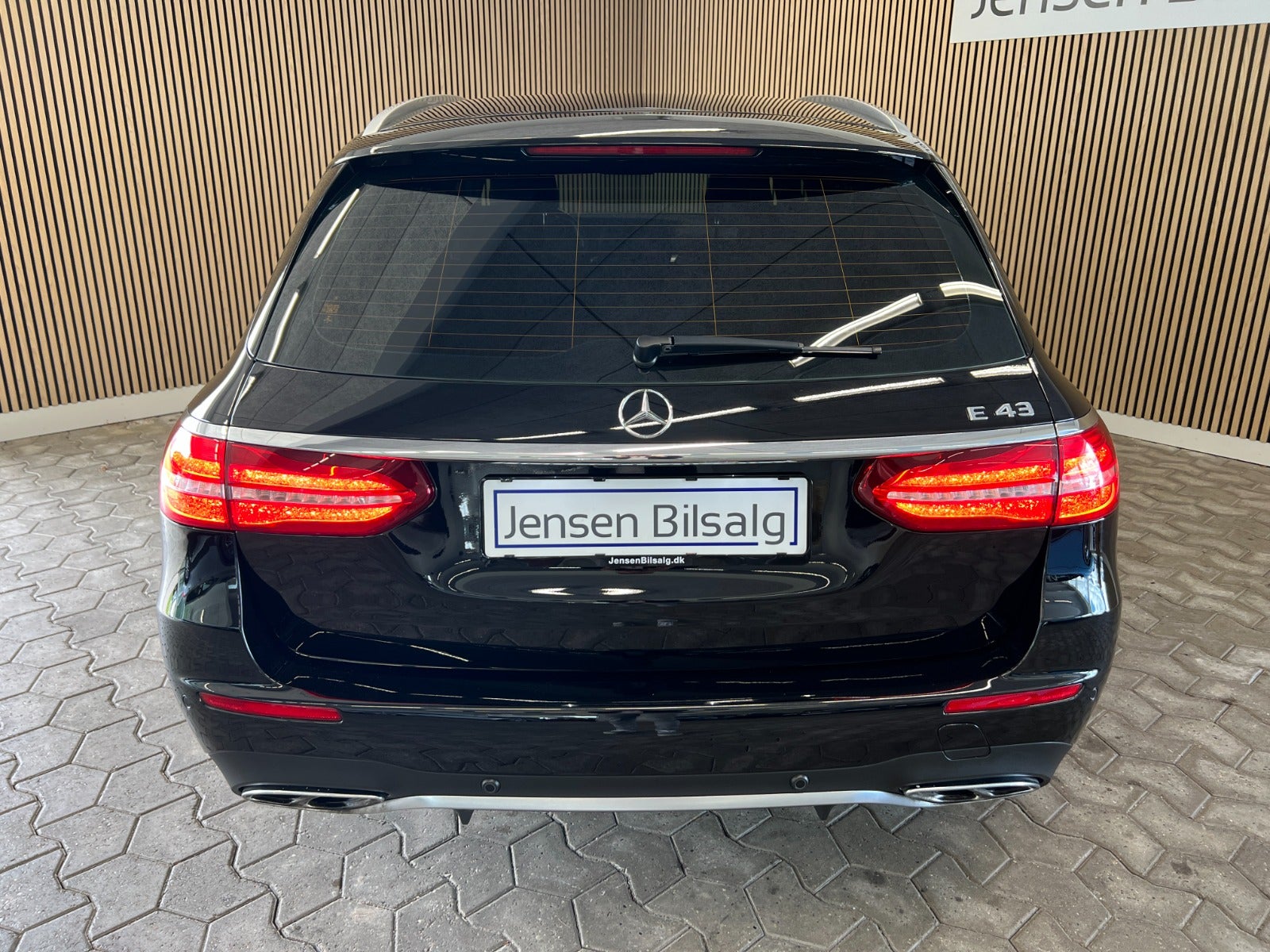 Mercedes E43 AMG stc. aut. 4Matic